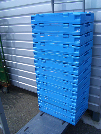 通い箱（プラスティックコンテナ）